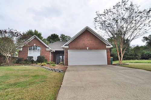 310 Battlefield Dr, Tupelo, MS 38801-3194