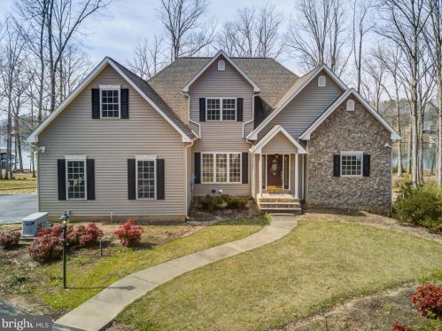 2724 Little Gunstock Rd, Bumpass, VA 23024-8882