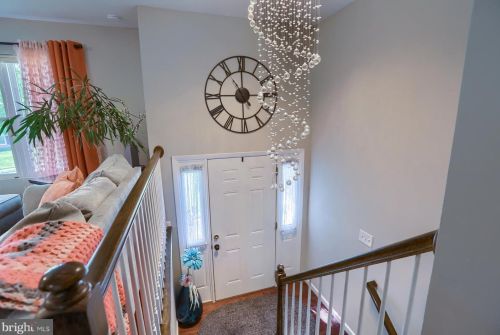 1501 Robert Rd, Lancaster PA  17601-5632 exterior