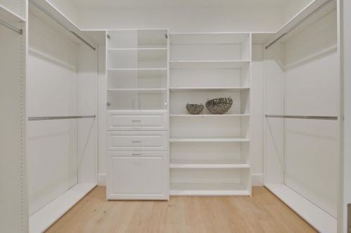 929 Russell Ave, Los Altos CA  94024-5061 exterior