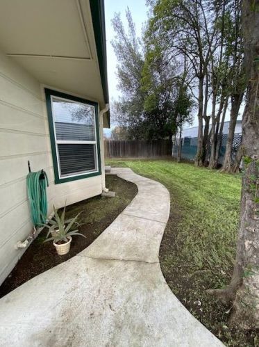 1213 Lucern Ave, Modesto, CA 95350-6011