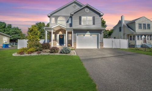 138 Ardmaer Dr, Bridgewater, NJ 08807-2622
