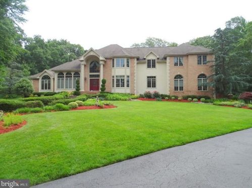 205 Deer Run Ct, Harrison Township, NJ 08062-9676
