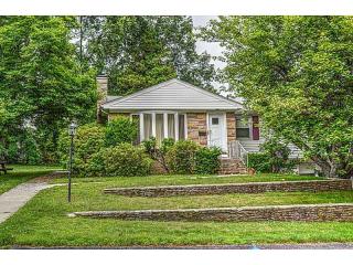 7 Susan Cir, Providence, RI 02919-6419