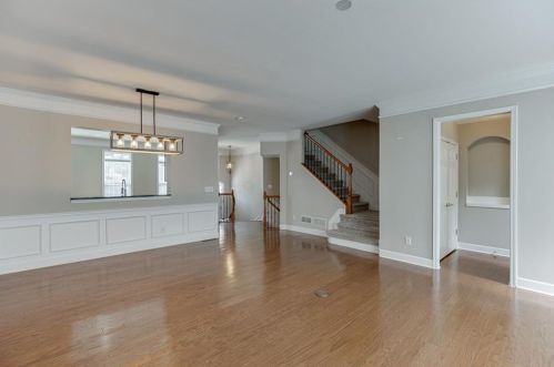 4961 Colchester Ct, Atlanta GA  30339-9002 exterior
