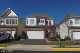 5644 Powers Ln, Centreville, VA 20120-1981