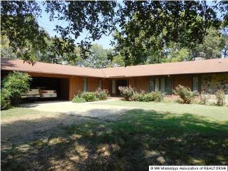 9852 Arkabutla Rd, Arkabutla, MS 38602