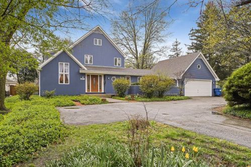 2944 Flossmoor Rd, Homewood, IL 60422-1155