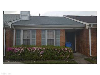 812 Wickford Dr, Chesapeake VA  23320-6630 exterior