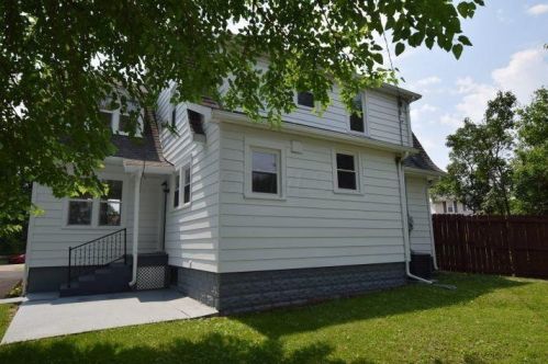 252 Circle Dr, Springfield OH  45503-3300 exterior