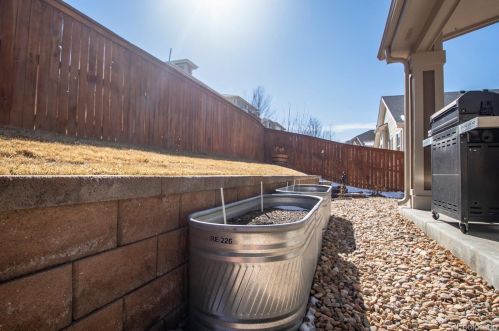 5054 Gold Bug Way, Aurora CO 80016-4264 exterior