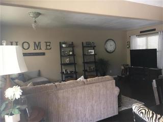 502 Chandler, Highland, CA 92346-5486