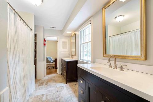 4247 Harrogate Dr, Atlanta GA  30327-3624 exterior