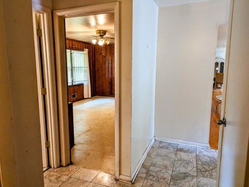 352 Harris Manor Dr, Atlanta GA  30311-2117 exterior