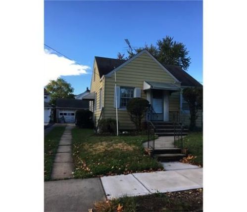 35 Fairfield Ave, Perth Amboy, NJ 08863-1969