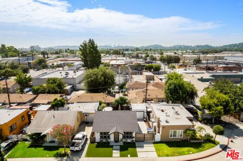 414 Acacia Ave, Glendale CA  91205-2575 exterior