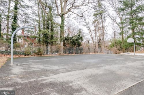 10308 Conover Dr, Silver Spring MD 20902-4849 exterior