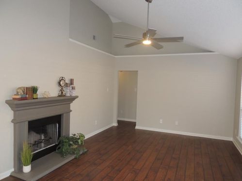 9936 Long Rifle Dr, Fort Worth TX  76108-4154 exterior