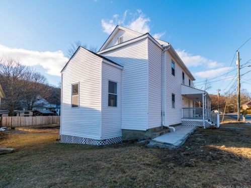 23 Norfolk Rd, Torrington CT  06790-2717 exterior