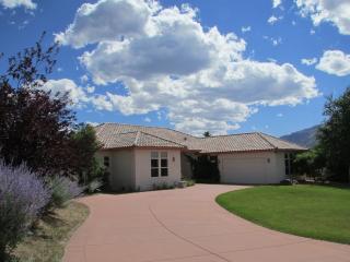 224 Roan Creek Dr, Parachute, CO 81635-8908