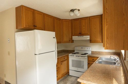 1656 Donald Ct, Saint Paul MN  55121-1753 exterior