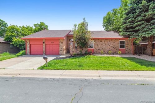 12426 Cedar Cir, Denver CO  80012-1319 exterior
