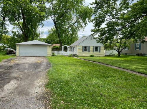 2710 40 St, Hammond IN 46322-2731 exterior