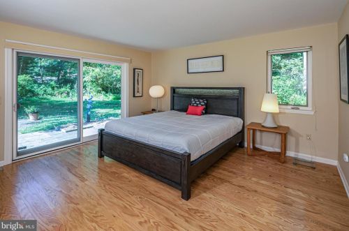 22 Constitution Hl, Princeton NJ  08540-6748 exterior