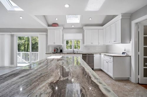 26 Ruscoe Rd, Wilton CT  06897-1424 exterior
