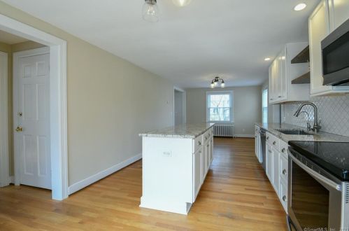 53 Flagler Ave, Cheshire CT  06410-2201 exterior