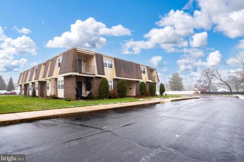 11-6 Florence Tollgate Pl, Florence NJ  08518-3011 exterior