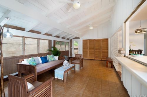 1015 Wainiha St, Honolulu HI  96825-2725 exterior