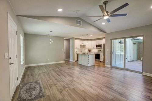 5010 Fort Clark Dr, Austin TX  78745-2436 exterior