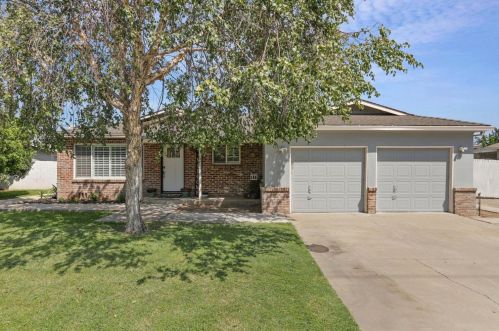 1971 Louise Ave, Manteca, CA 95337-8365