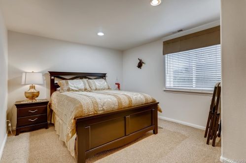 6118 Fundy Way, Aurora CO 80016-3860 exterior