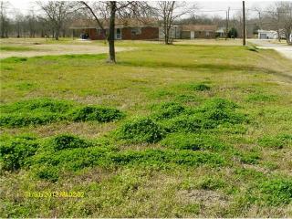 300 Belknap St, Fallon, TX 76667-2705