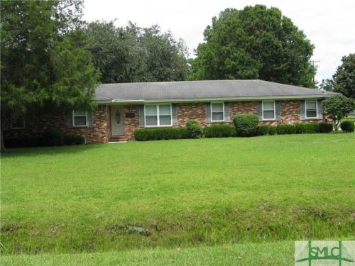 102 Moore St, Bloomingdale, GA 31302-8503