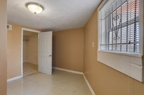 501 Harper Rd, Atlanta GA  30315-7555 exterior