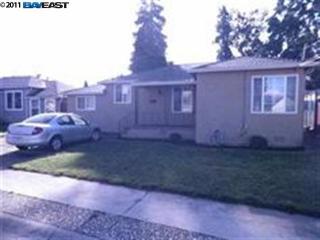 915 Harmony Dr, Hayward, CA 94541-1431