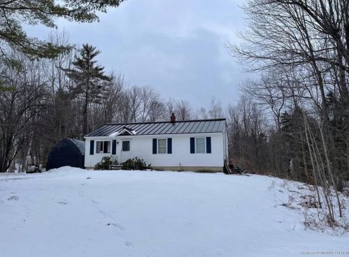 257 Dinsmore Rd, Augusta, ME 04330-2804