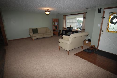 3741 Mumper Rd, Springfield OH  45502-9243 exterior