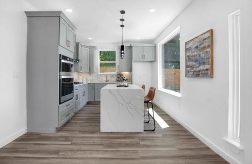 3104 Th, Austin TX  78702-1402 exterior