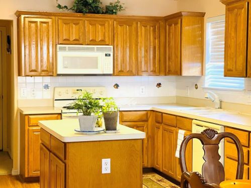 8017 Jolie Dr, Fort Worth, TX 76137-6105