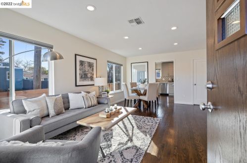 1354 Virginia St, Berkeley, CA 94702-1467