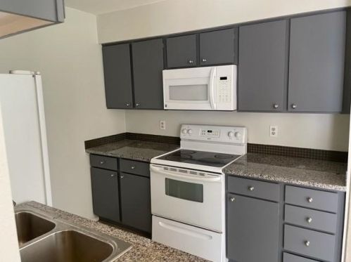 4402 Tophill Ln, Irving TX  75038-5262 exterior