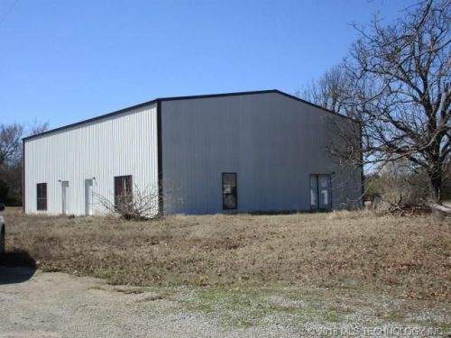 903 B St, Crowder, OK 74430
