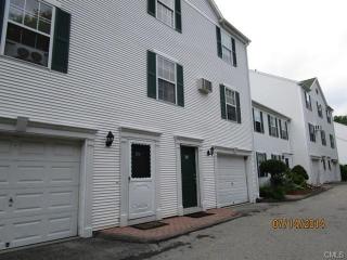 11 Norden Pl, Norwalk CT 06855-1450 exterior