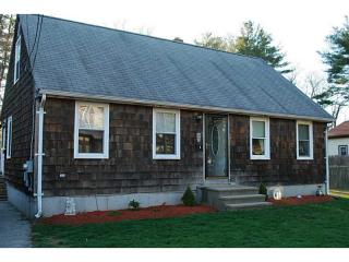 38 Shea Ln, Glocester, RI 02859-3407