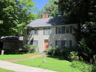 63 Arch St, Keene, NH 03431-2232