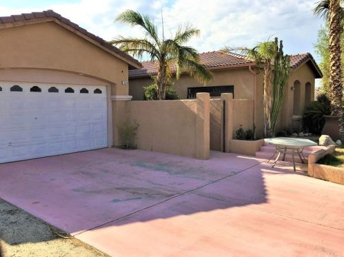 13594 Mountain Top Dr, Desert Hot Springs, CA 92240-6538